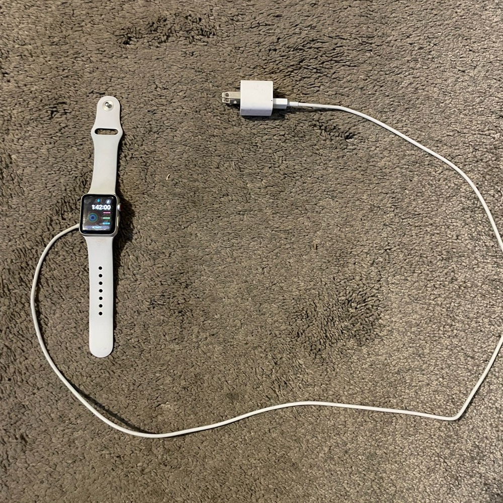 Apple Watch Series 3 38 mm in White